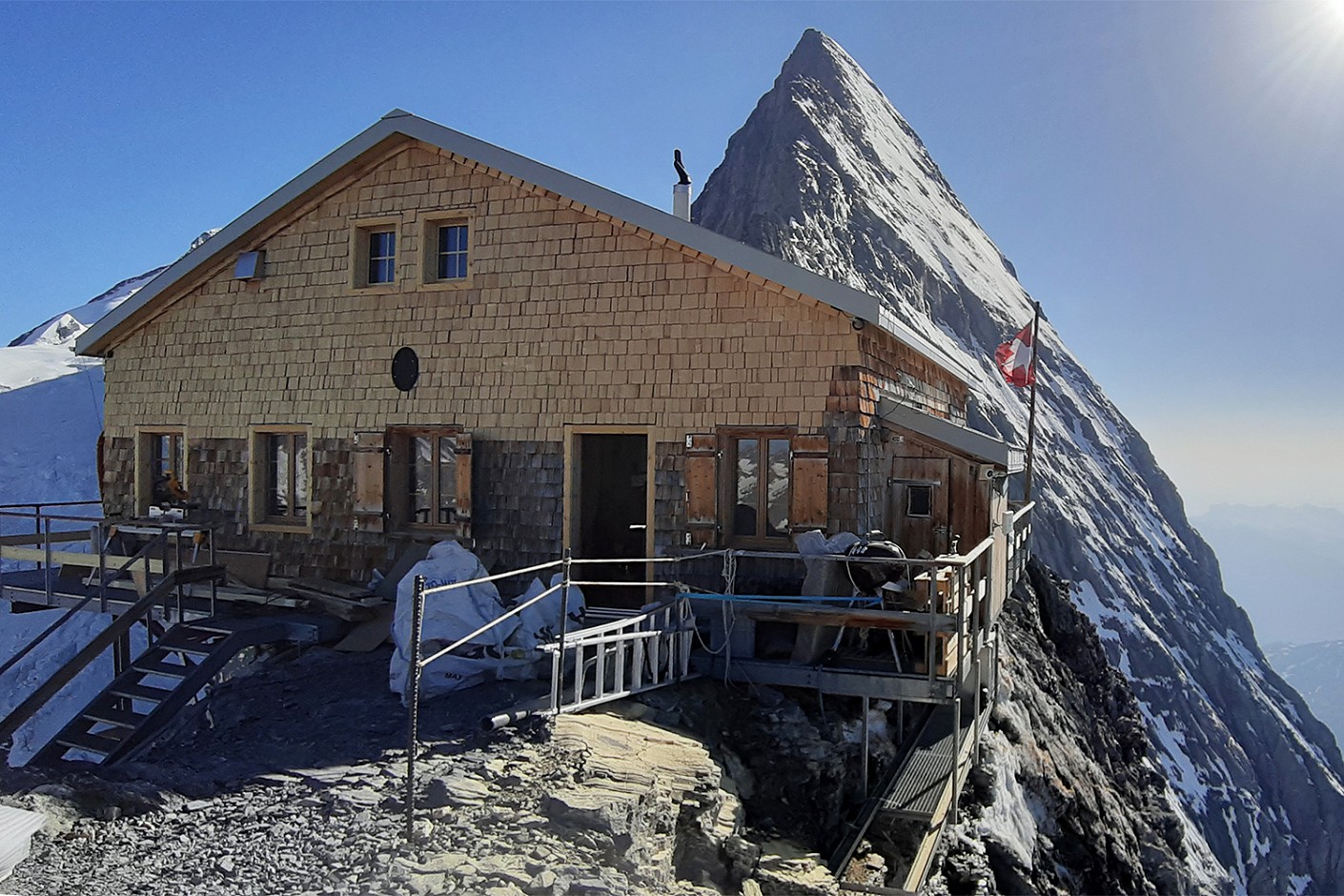 Mittellegi hut