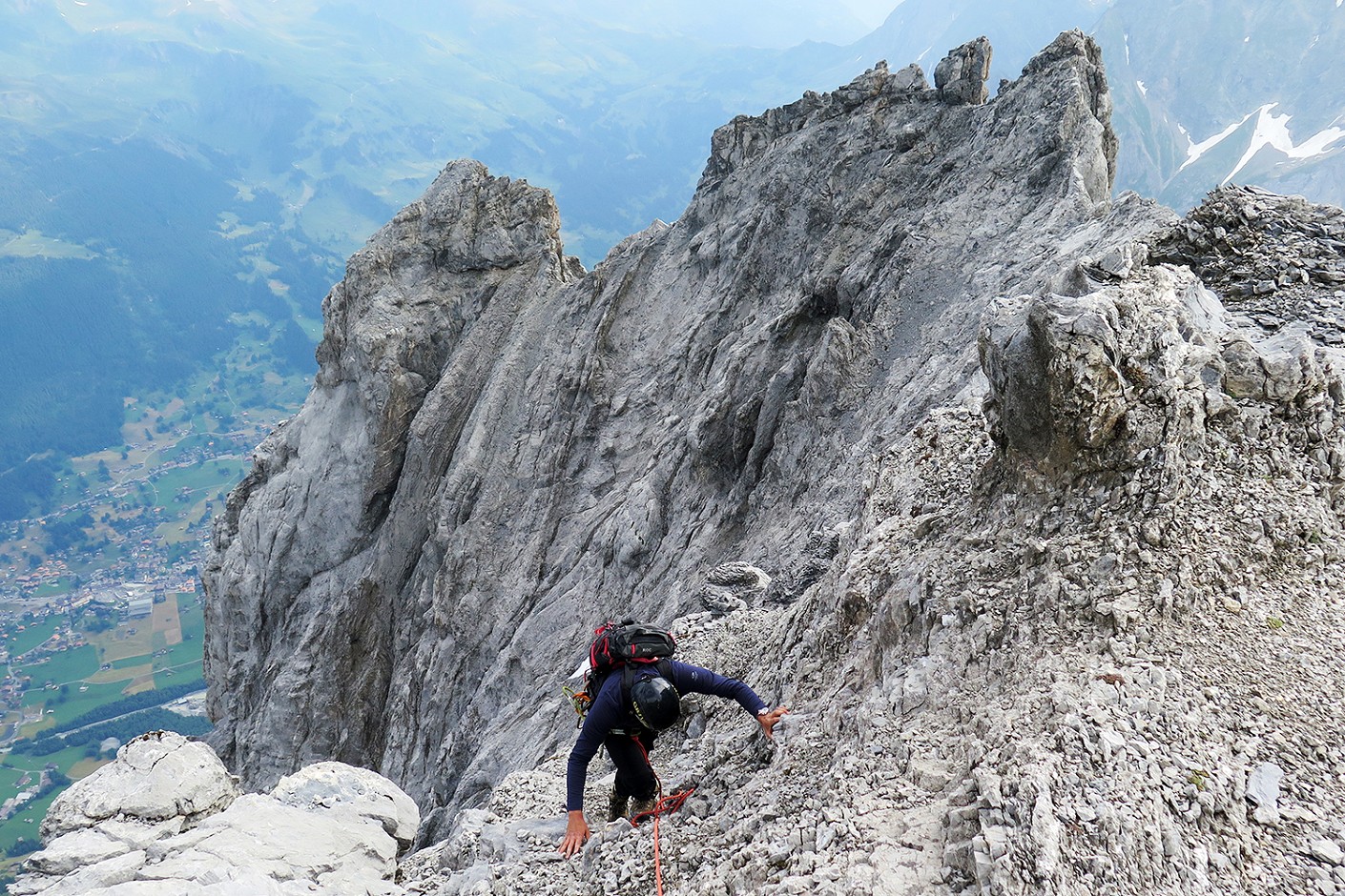 Ostegg ridge to Mittellegi hut